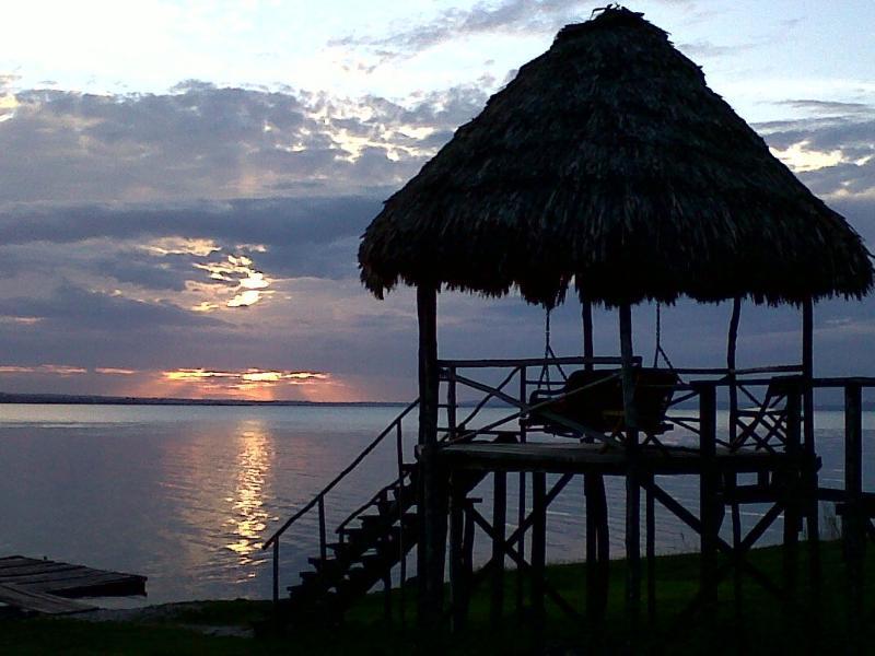 Camino Real Tikal‎ El Remate Exterior foto